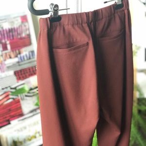 Uniqlo Burgundy Joggers 3/4, S